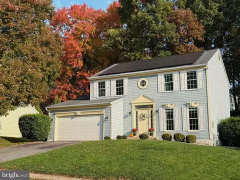 1402 Copper Beech Ct, Sykesville, MD 21784