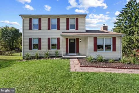 2406 Carzil Dr, Finksburg, MD 21048