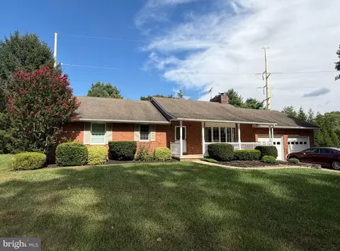 2862 Lawndale Rd, Finksburg, MD 21048