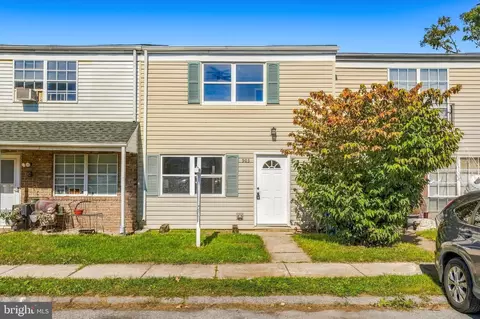 503 Daisy Dr, Taneytown, MD 21787