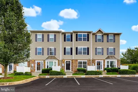 1909 Lennox Dr #82, Eldersburg, MD 21784
