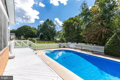 Exterior - 313 Wayne Ave, Westminster, MD 21157 photo 4 of 8