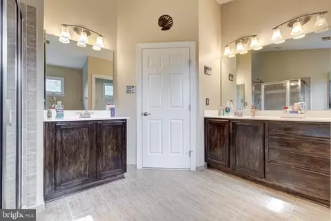 Bath - 672 Spring Meadow Dr, Westminster, MD 21158 photo 5 of 6
