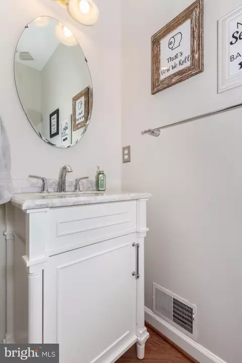 Bath - 672 Spring Meadow Dr, Westminster, MD 21158 photo 1 of 6