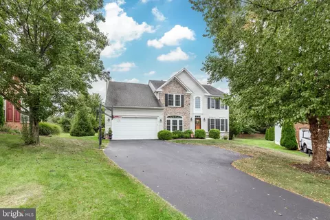 Exterior - 672 Spring Meadow Dr, Westminster, MD 21158 photo 7 of 7