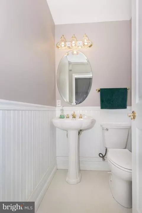 Bath - 1827 Benedict Rd, Westminster, MD 21157 photo 6 of 6