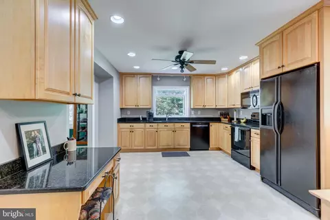 Kitchen - 1827 Benedict Rd, Westminster, MD 21157 photo 1 of 4