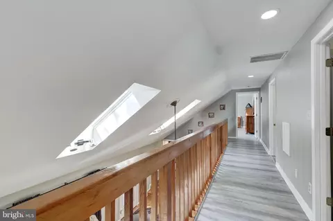 Entry Way - 1827 Benedict Rd, Westminster, MD 21157 photo 4 of 5