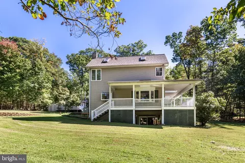 Exterior - 1827 Benedict Rd, Westminster, MD 21157 photo 5 of 19