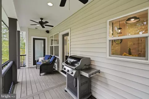 Exterior - 3406 Buffalo Rd, New Windsor, MD 21776 photo 6 of 9