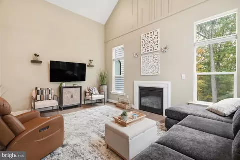 Entry Way - 3406 Buffalo Rd, New Windsor, MD 21776 photo 2 of 7