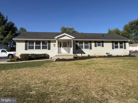 144 Klees Mill Rd, Sykesville, MD 21784