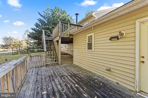 Exterior - 3106 Cardinal Dr, Westminster, MD 21157 photo 4 of 5