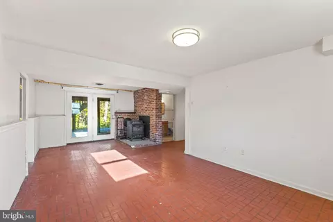 Living - 3106 Cardinal Dr, Westminster, MD 21157 photo 4 of 6