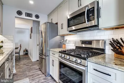 Kitchen - 3840 Normandy Dr #2B, Hampstead, MD 21074 photo 5 of 5