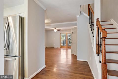4626 Marksman Ct, Hampstead, MD 21074 photo 3