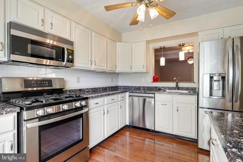 4626 Marksman Ct, Hampstead, MD 21074 photo 5