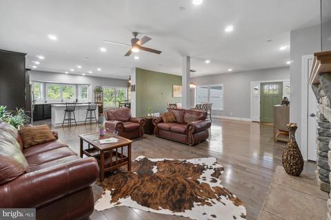 1138 Algernon Dr, Westminster, MD 21157 photo 14