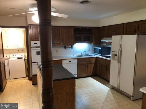 314 Denton Dr, Westminster, MD 21157 photo 14