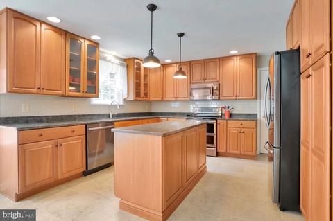 4103 Sequoia Dr, Westminster, MD 21157 photo 5