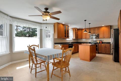 4103 Sequoia Dr, Westminster, MD 21157 photo 10
