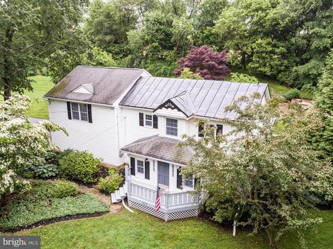 521 E Nicodemus Rd, Westminster, MD 21157 photo 1