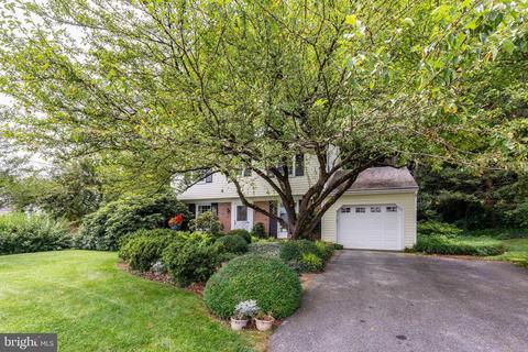 21 Smith Ave, Westminster, MD 21157 photo 3