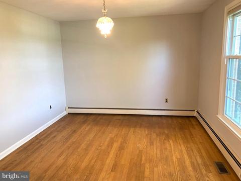 21 Smith Ave, Westminster, MD 21157 photo 13