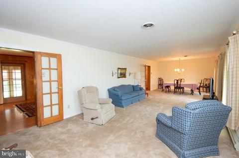 303 Oak St, Hurlock, MD 21643 photo 6