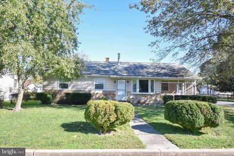 401 Collins Ave, Hurlock, MD 21643 photo 2
