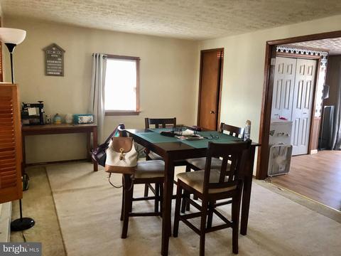 319 Pine St, Hurlock, MD 21643 photo 3