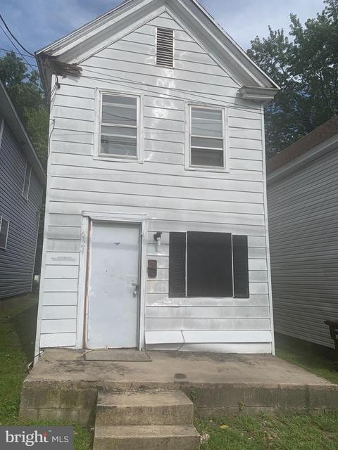 924 Pine St, Cambridge, MD 21613 photo 1