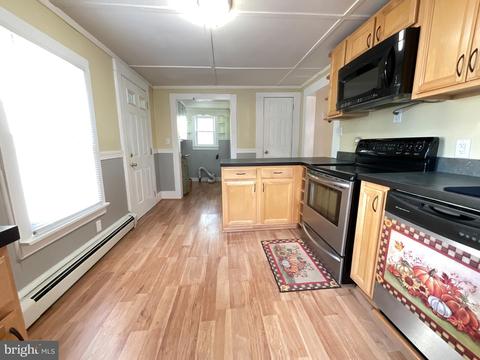 102 Webster St, Hurlock, MD 21643 photo 9