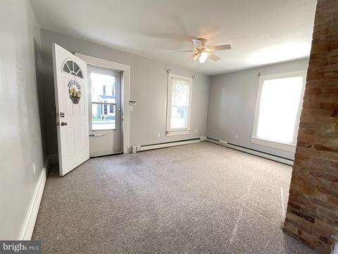 102 Webster St, Hurlock, MD 21643 photo 3