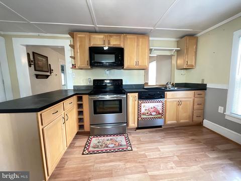 102 Webster St, Hurlock, MD 21643 photo 8
