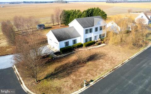 112 Willow Dr, Hurlock, MD 21643 photo 1