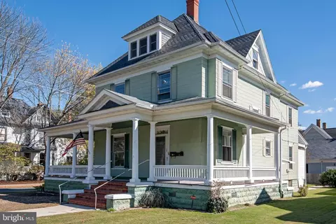 300 Oakley St, Cambridge, MD 21613