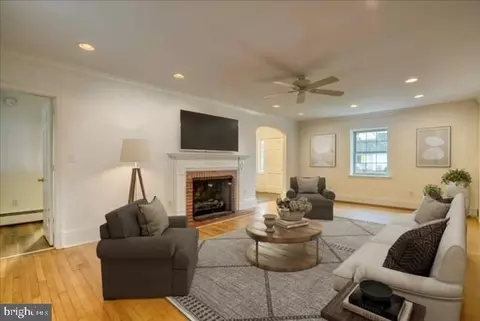 1201 School St, Cambridge, MD 21613 photo 2
