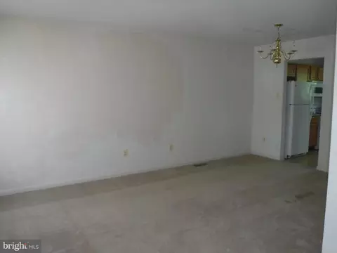 102 Miles Cir, Hurlock, MD 21643 photo 3