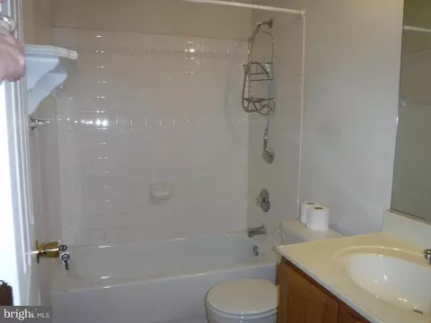 102 Miles Cir, Hurlock, MD 21643 photo 6