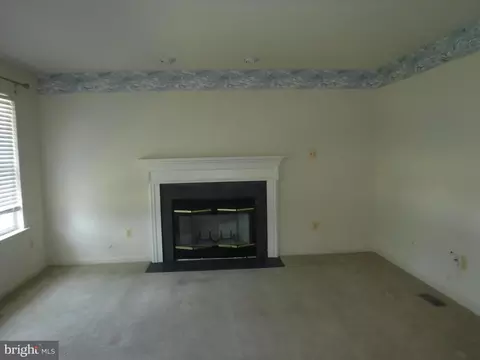 102 Miles Cir, Hurlock, MD 21643 photo 4