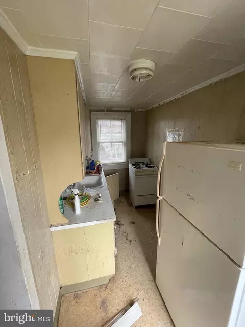 815 Locust St, Cambridge, MD 21613 photo 3