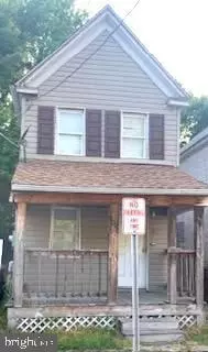 907 Pine St, Cambridge, MD 21613