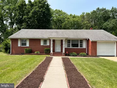 805 High St, Cambridge, MD 21613