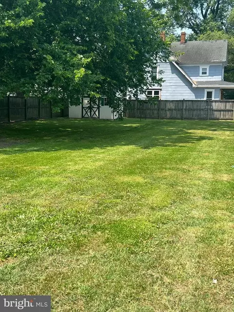 400 S Main St, Hurlock, MD 21643 photo 2