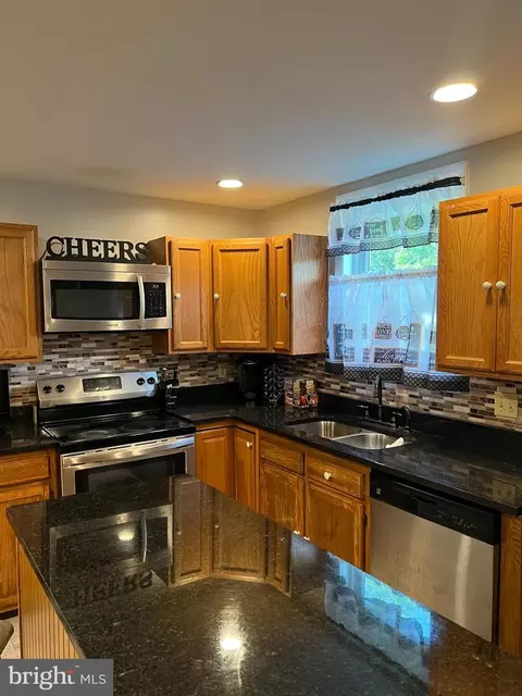 400 S Main St, Hurlock, MD 21643 photo 6