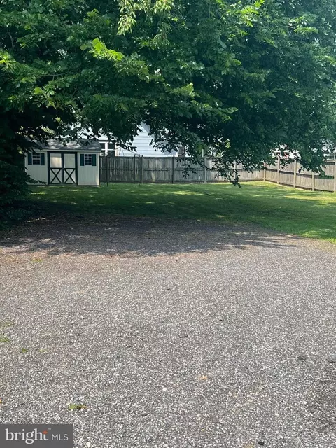 400 S Main St, Hurlock, MD 21643 photo 3