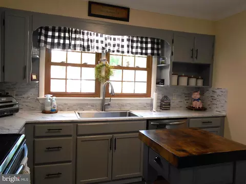 9 Richardson Dr, Cambridge, MD 21613 photo 3