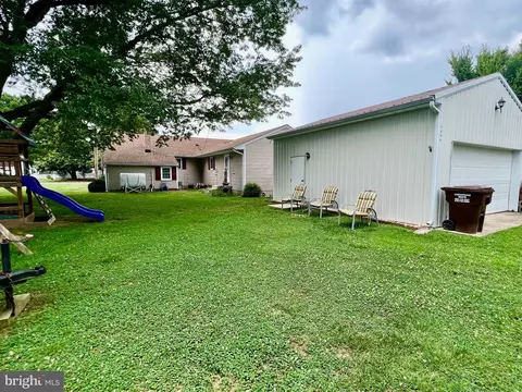 Exterior - 1006 Willowmere Ln, Cambridge, MD 21613 photo 7 of 14