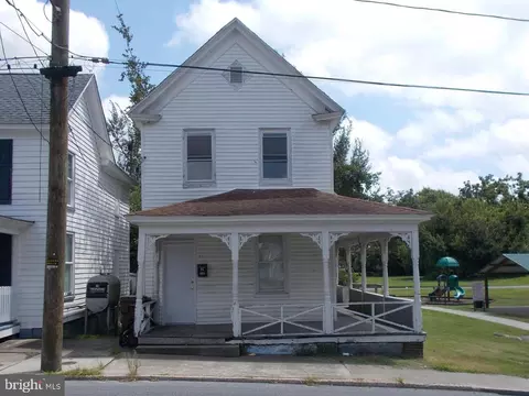 712 Academy St, Cambridge, MD 21613